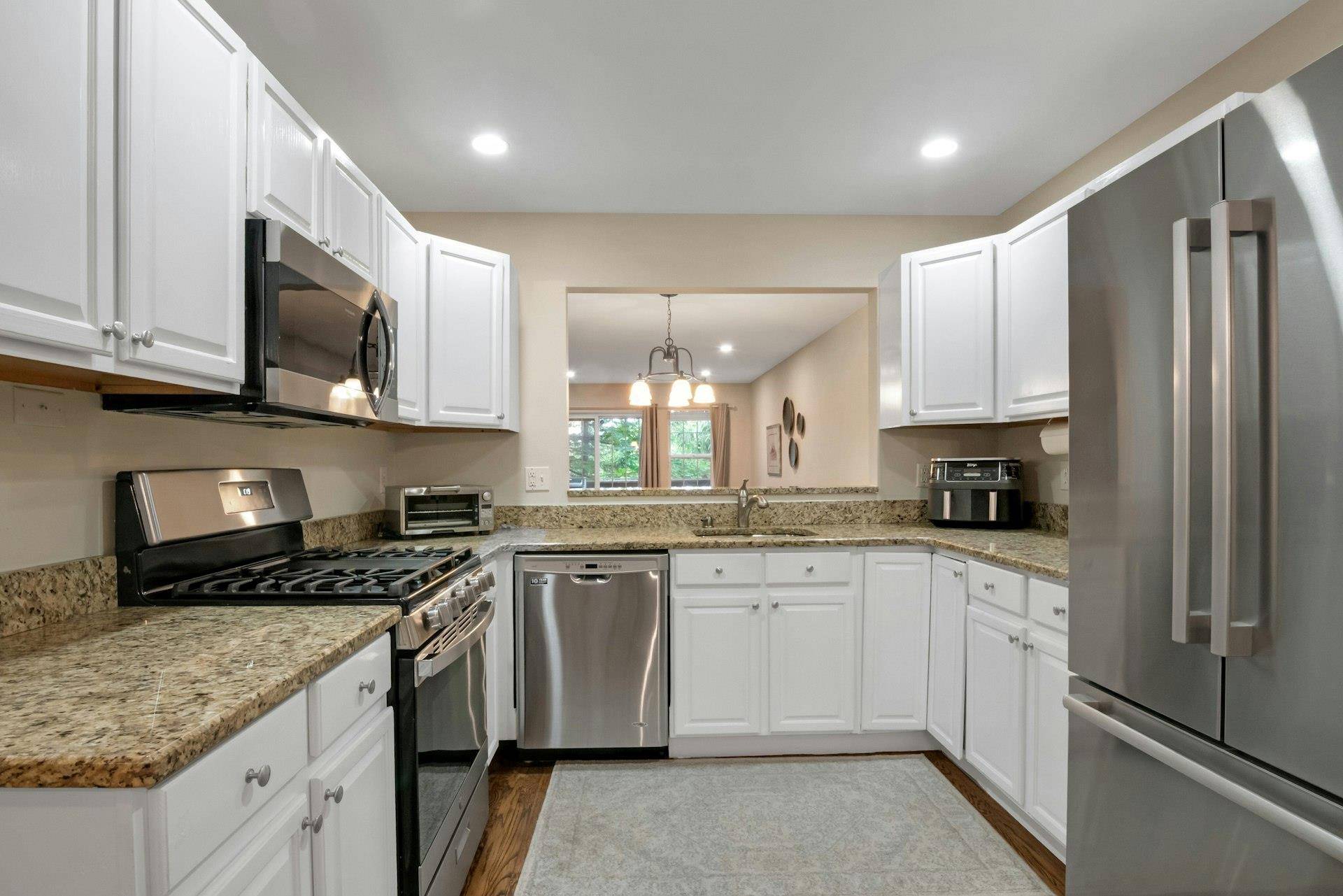 Briarcliff Manor, NY 10510,107 Glenwood DR