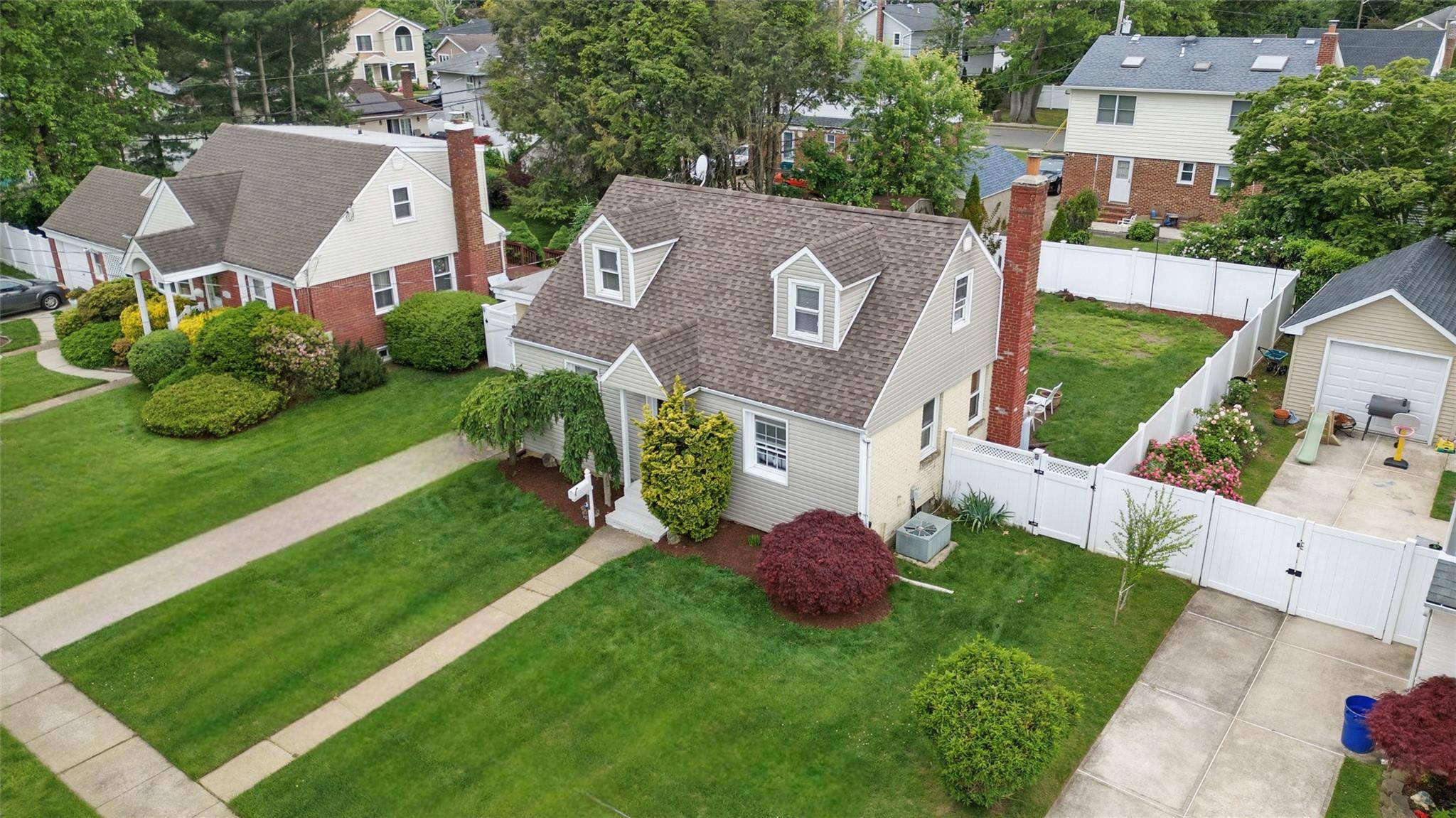 East Meadow, NY 11554,1531 Sidney PL