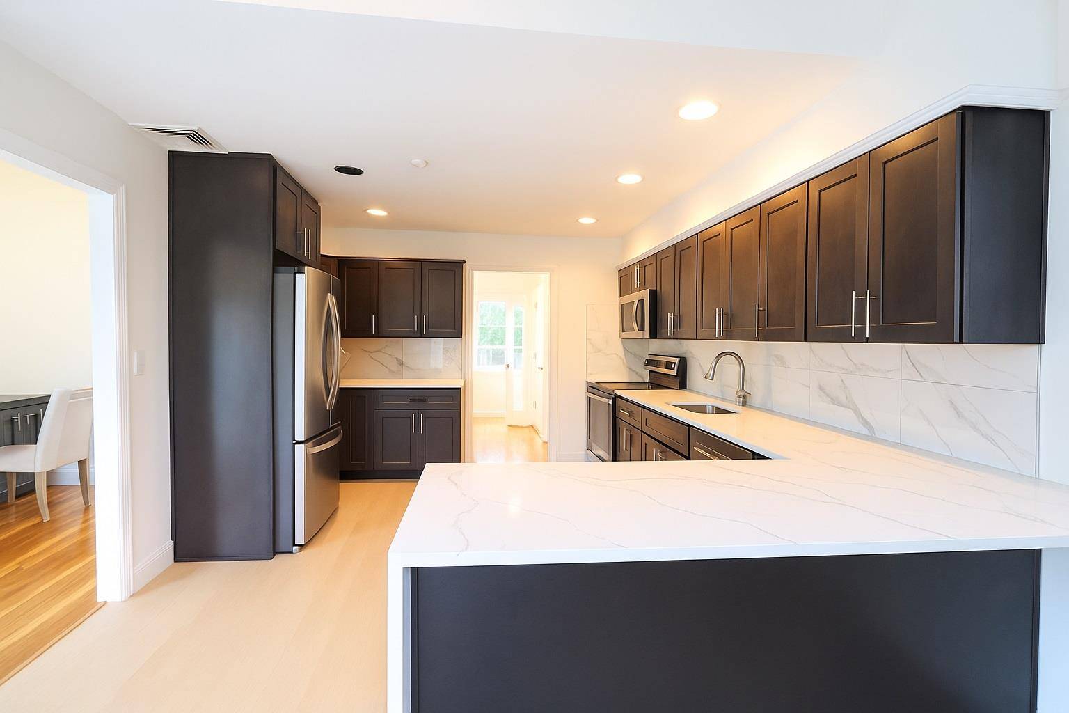Jericho, NY 11753,194 Birchwood Park DR