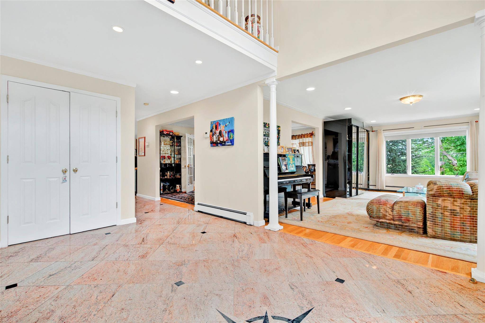 Eastchester, NY 10709,249 Park AVE