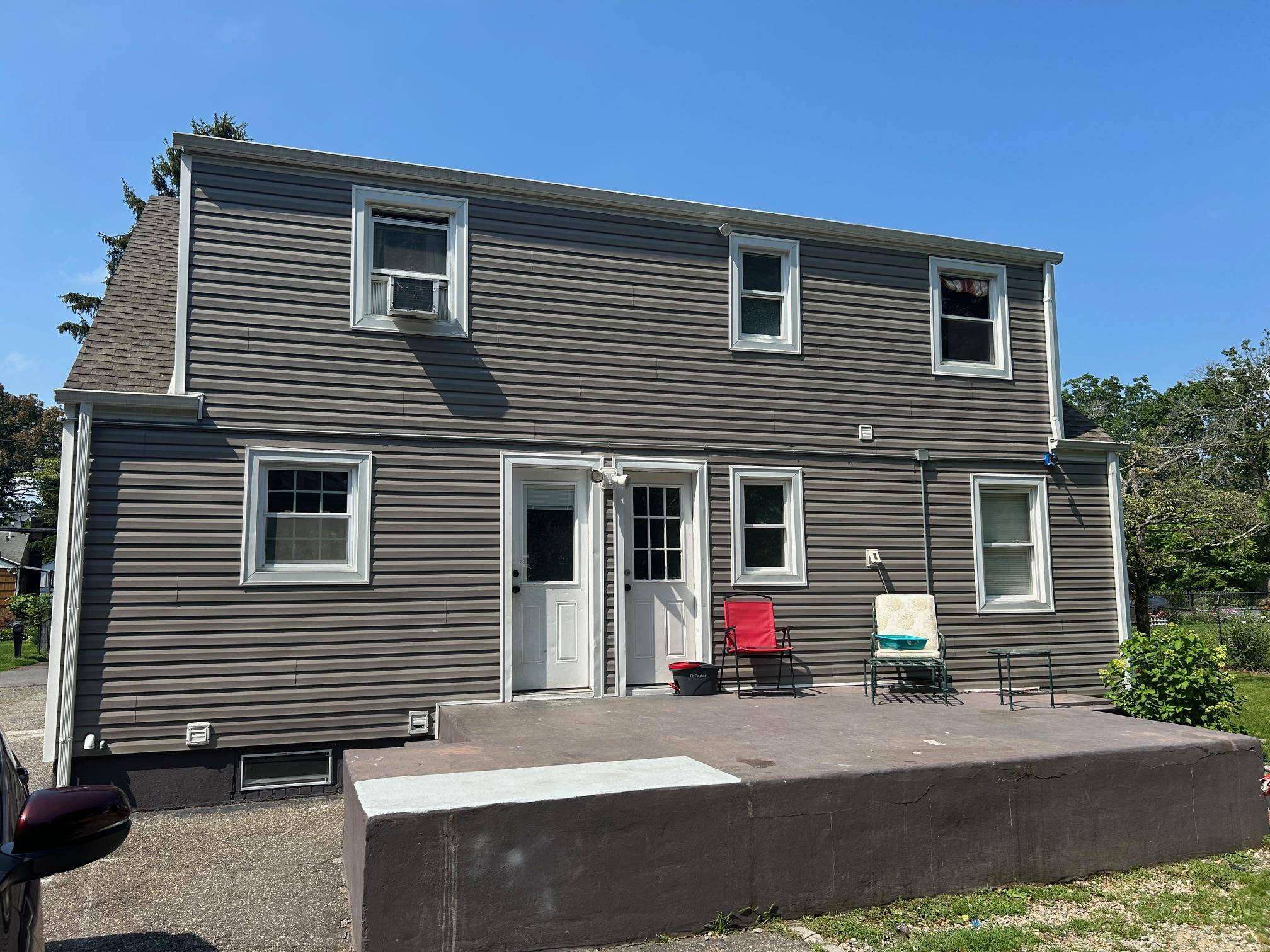 Huntington Station, NY 11746,14 W. 16th W 16th