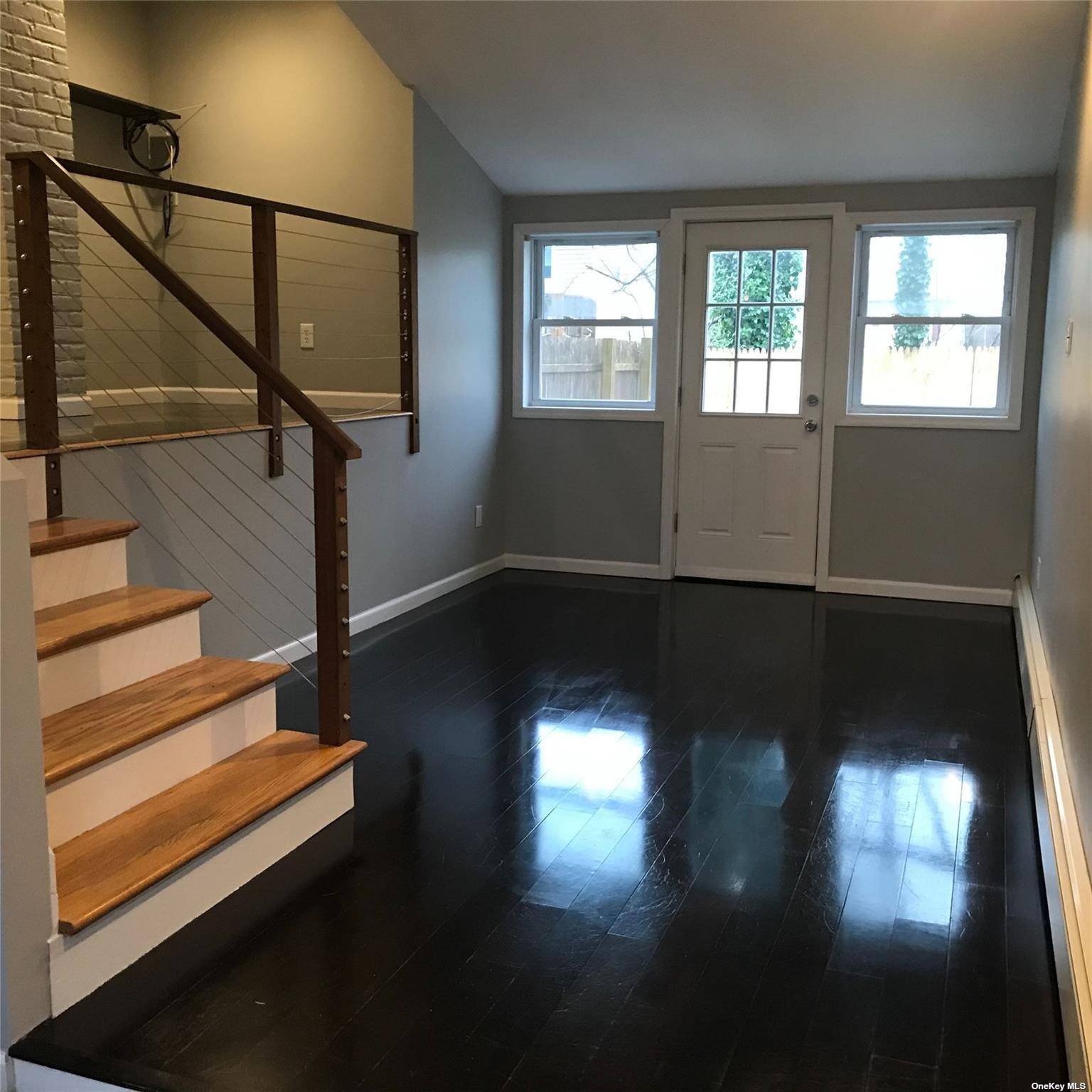 Smithtown, NY 11754,10 Lakeview DR #3