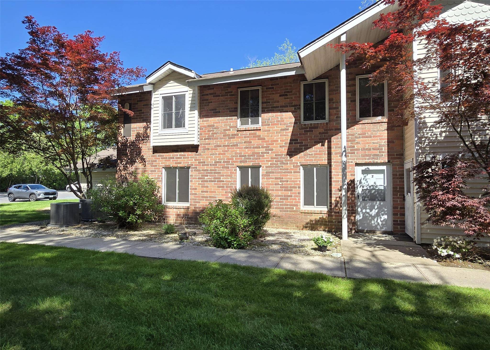 Coram, NY 11727,7 Laramie CT #7