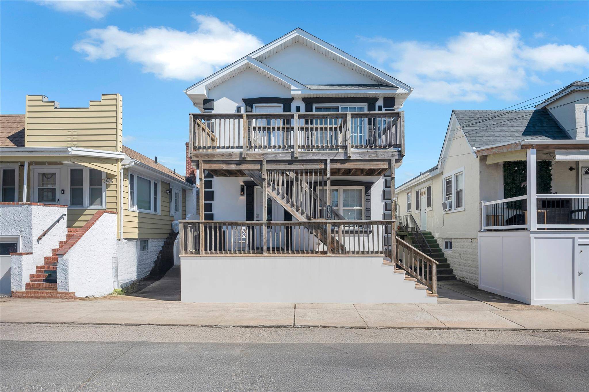 East Atlantic Beach, NY 11561,68 Brookline AVE