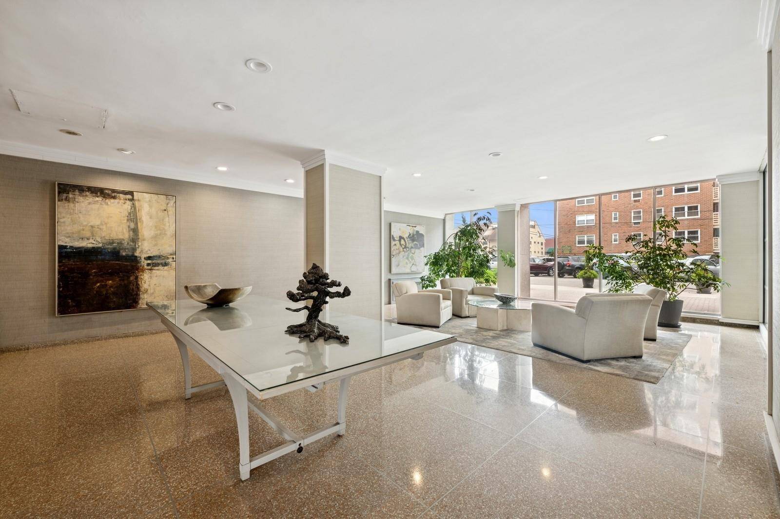 Long Beach, NY 11561,25 Neptune BLVD #2T