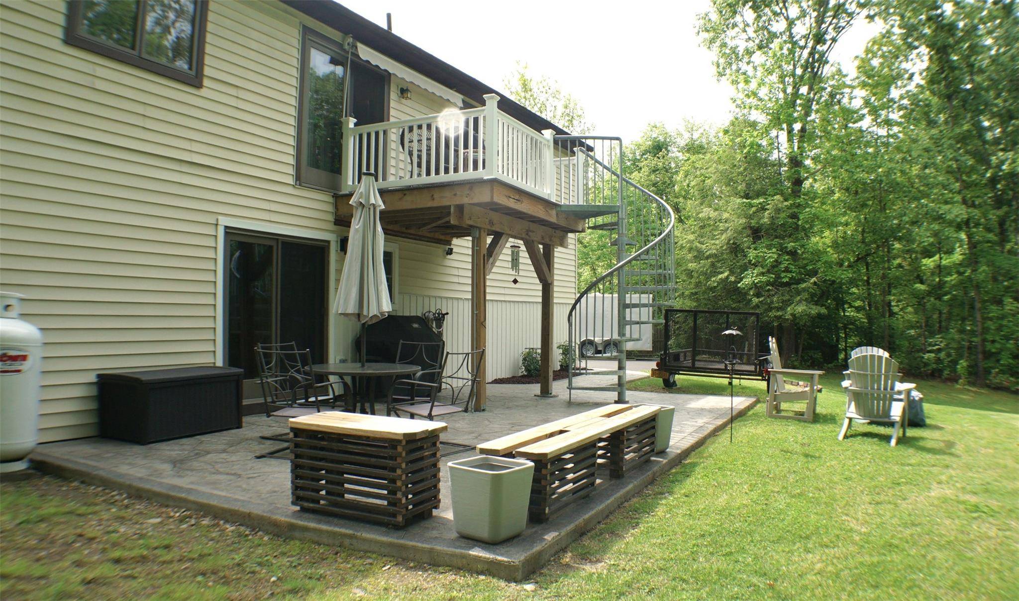 Wappingers Falls, NY 12590,17 Rose LN