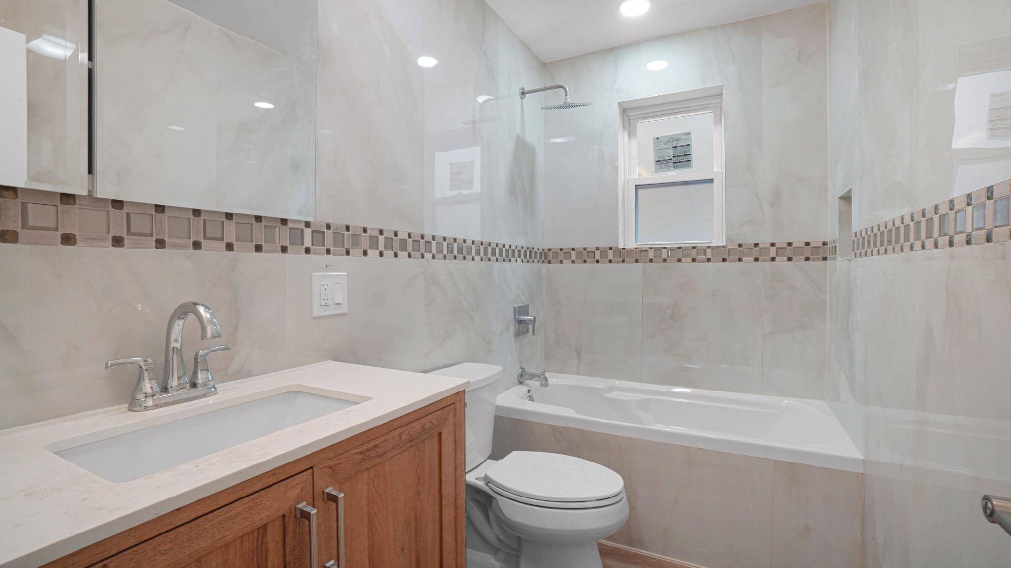 Bronx, NY 10466,3964 Duryea Ave