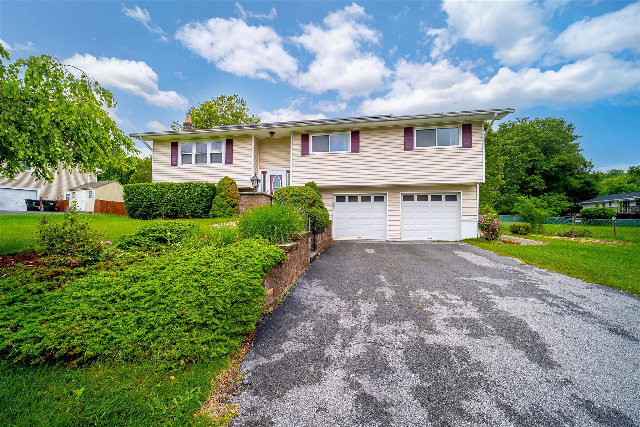 Middletown, NY 10941,7 Ross LN