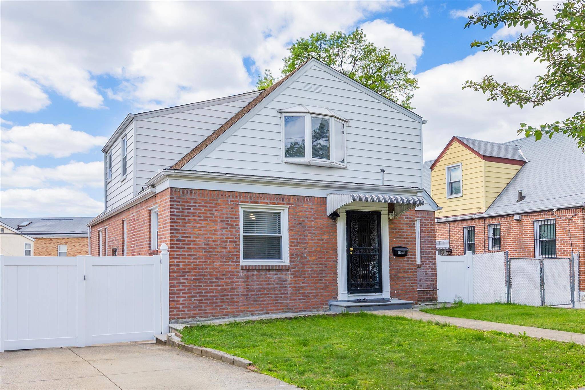 Fresh Meadows, NY 11365,53-46 Hollis Ct BLVD