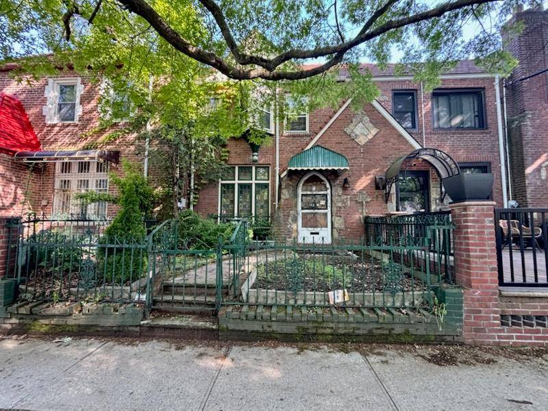 Jamaica, NY 11433,172-18 111th AVE