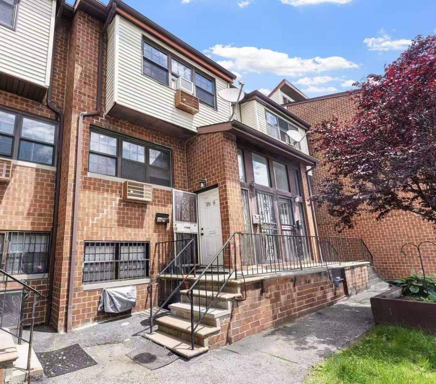 College Point, NY 11356,120-15 Cove CT #90A
