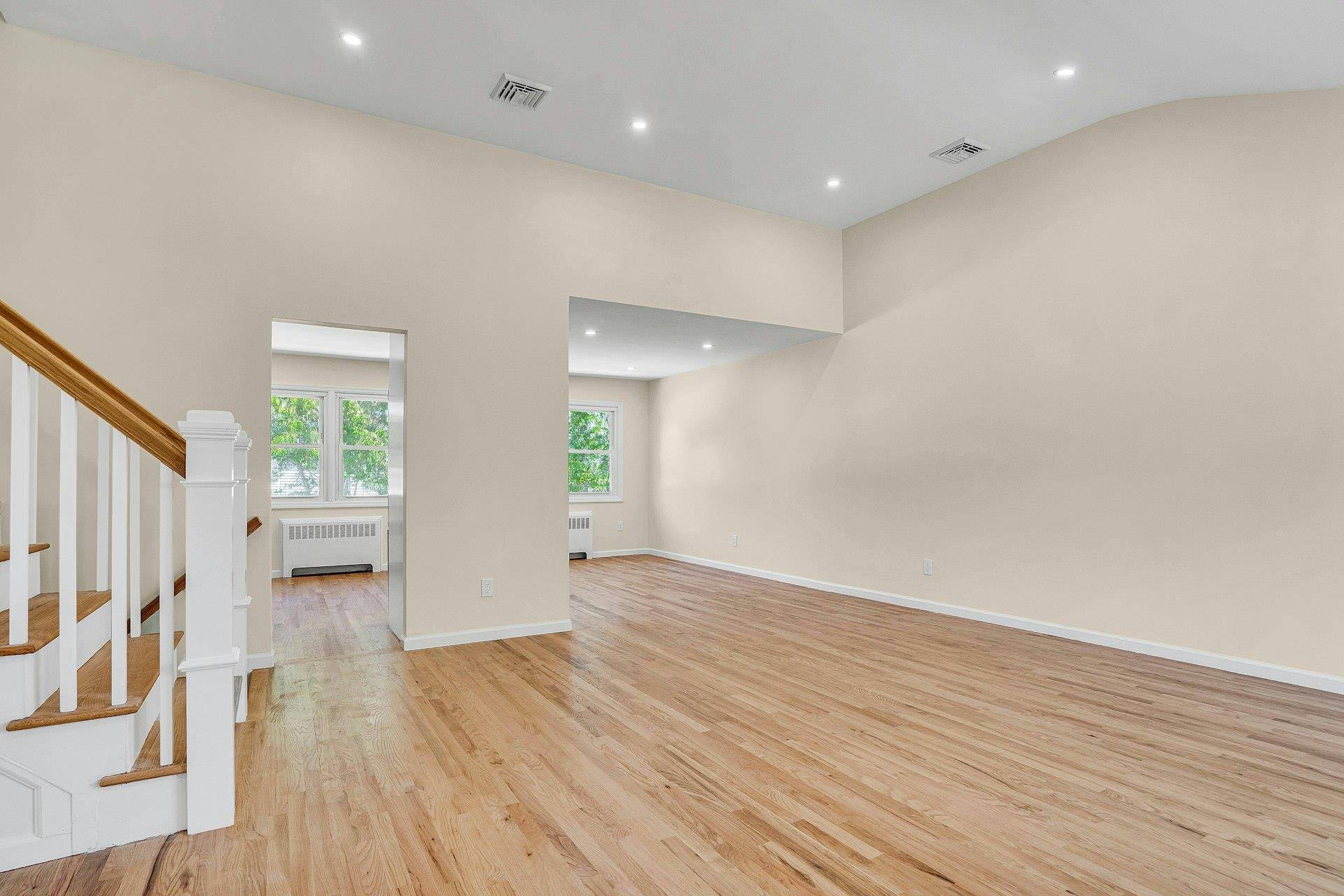 Commack, NY 11725,1 Pasture CT