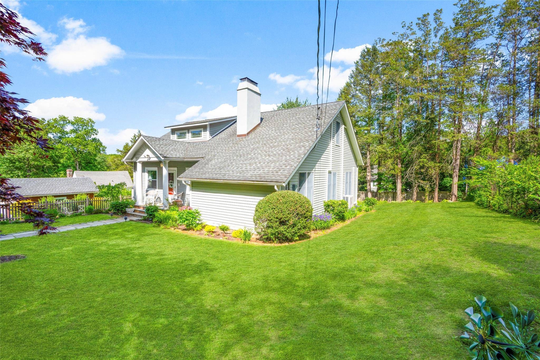 Mount Kisco, NY 10549,185 Harriman RD