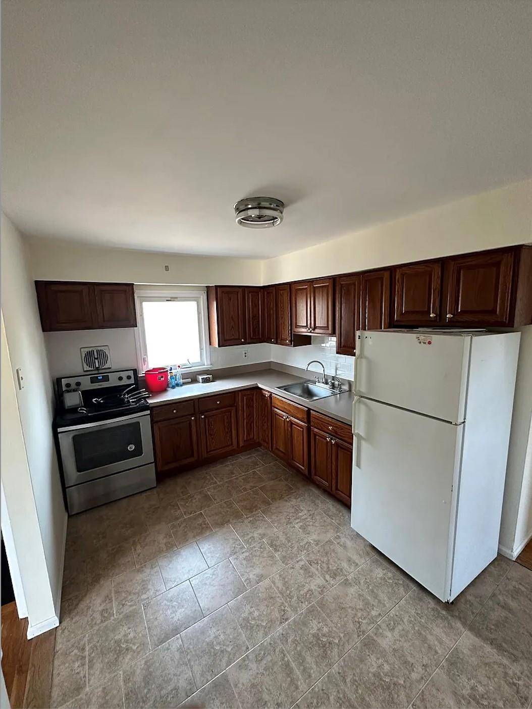 West Hempstead, NY 11552,137 Nassau BLVD