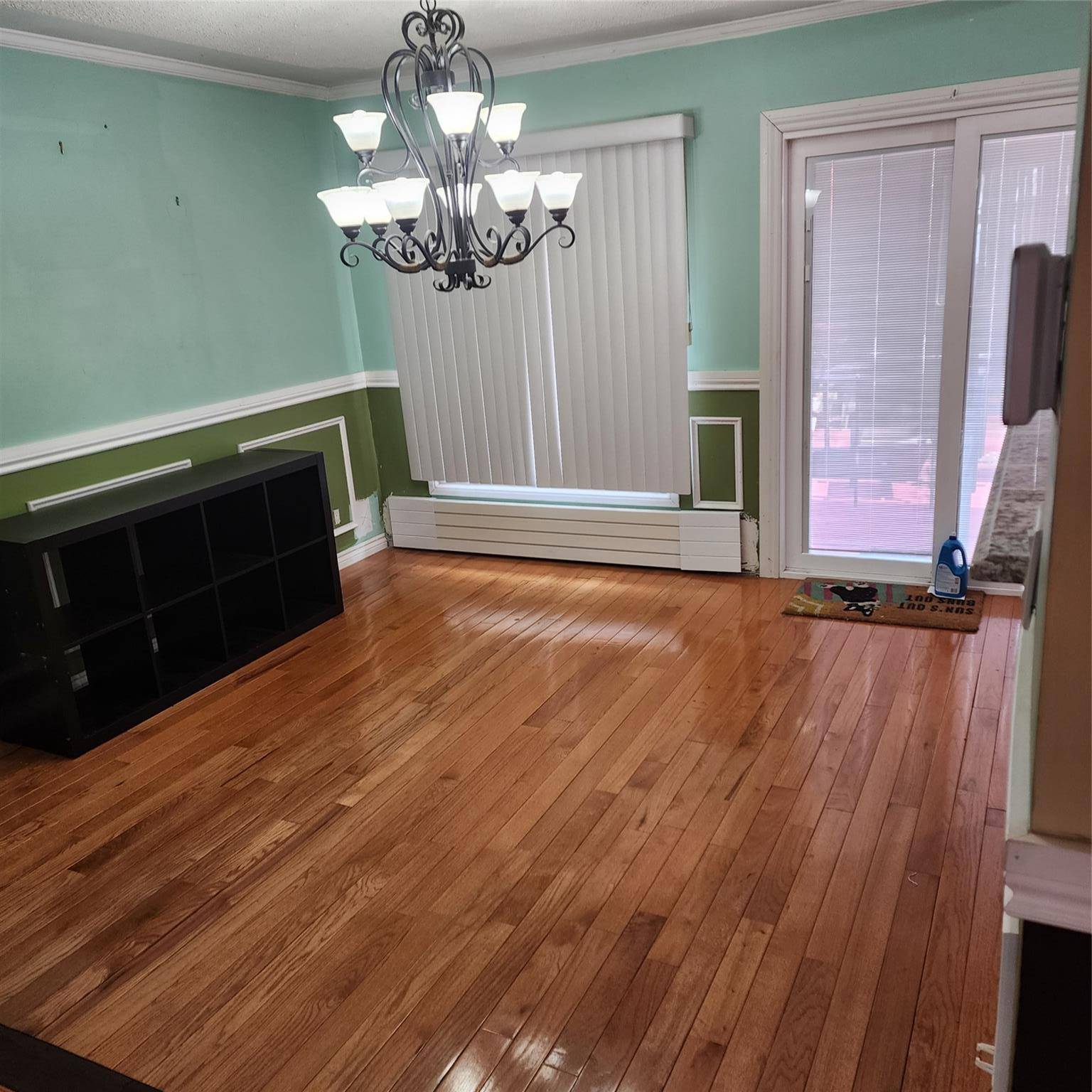 Elmont, NY 11003,701 Frick ST