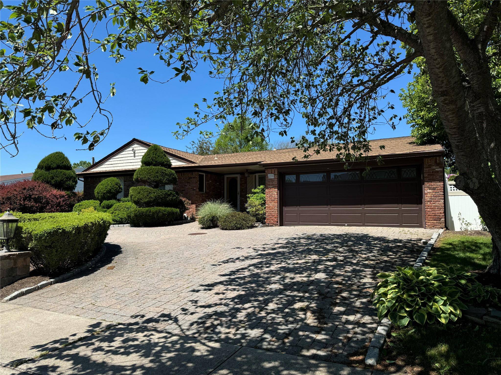 Port Jefferson Station, NY 11776,61 John ST