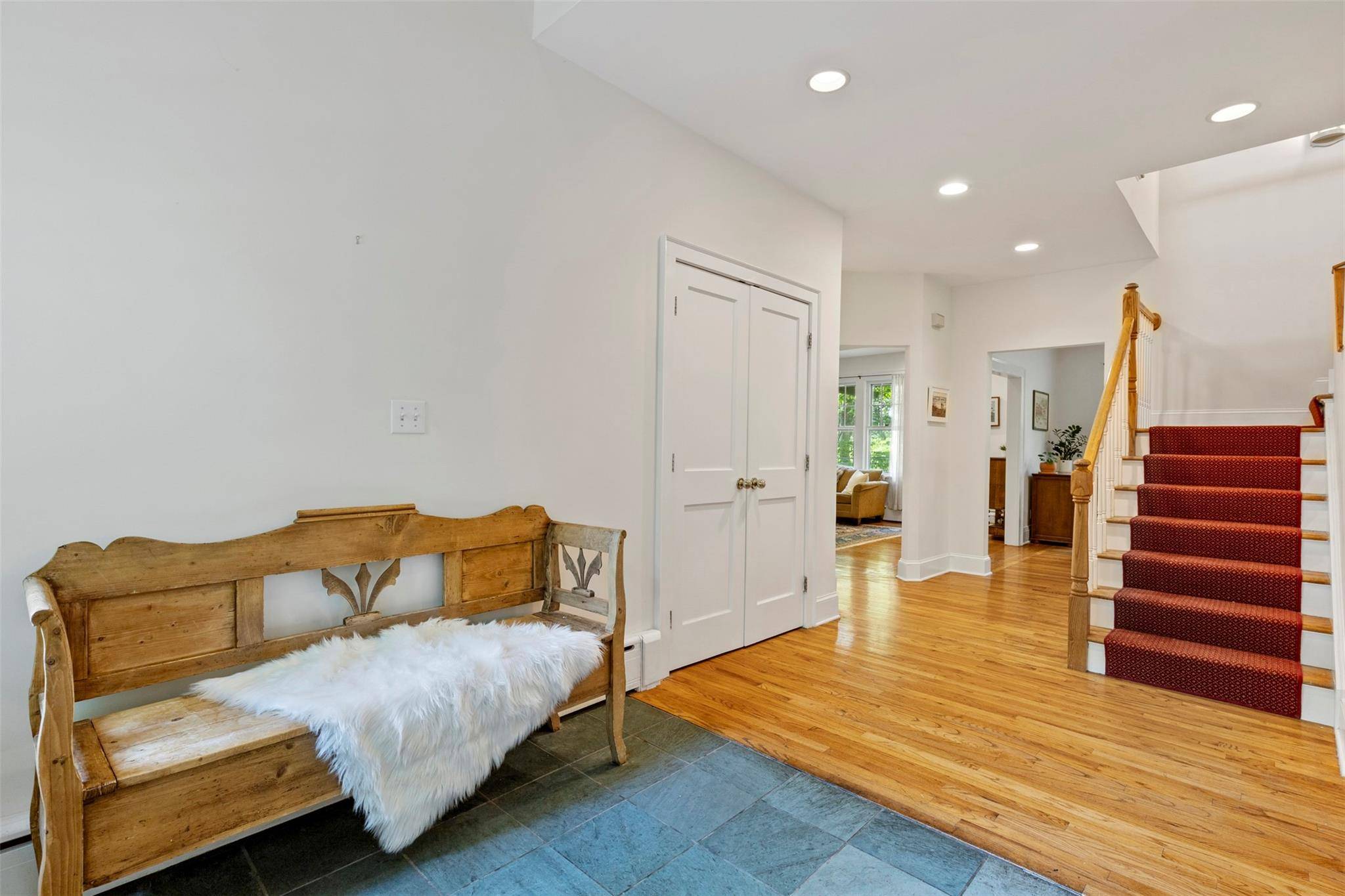 Hastings-on-hudson, NY 10706,7 Ravine DR