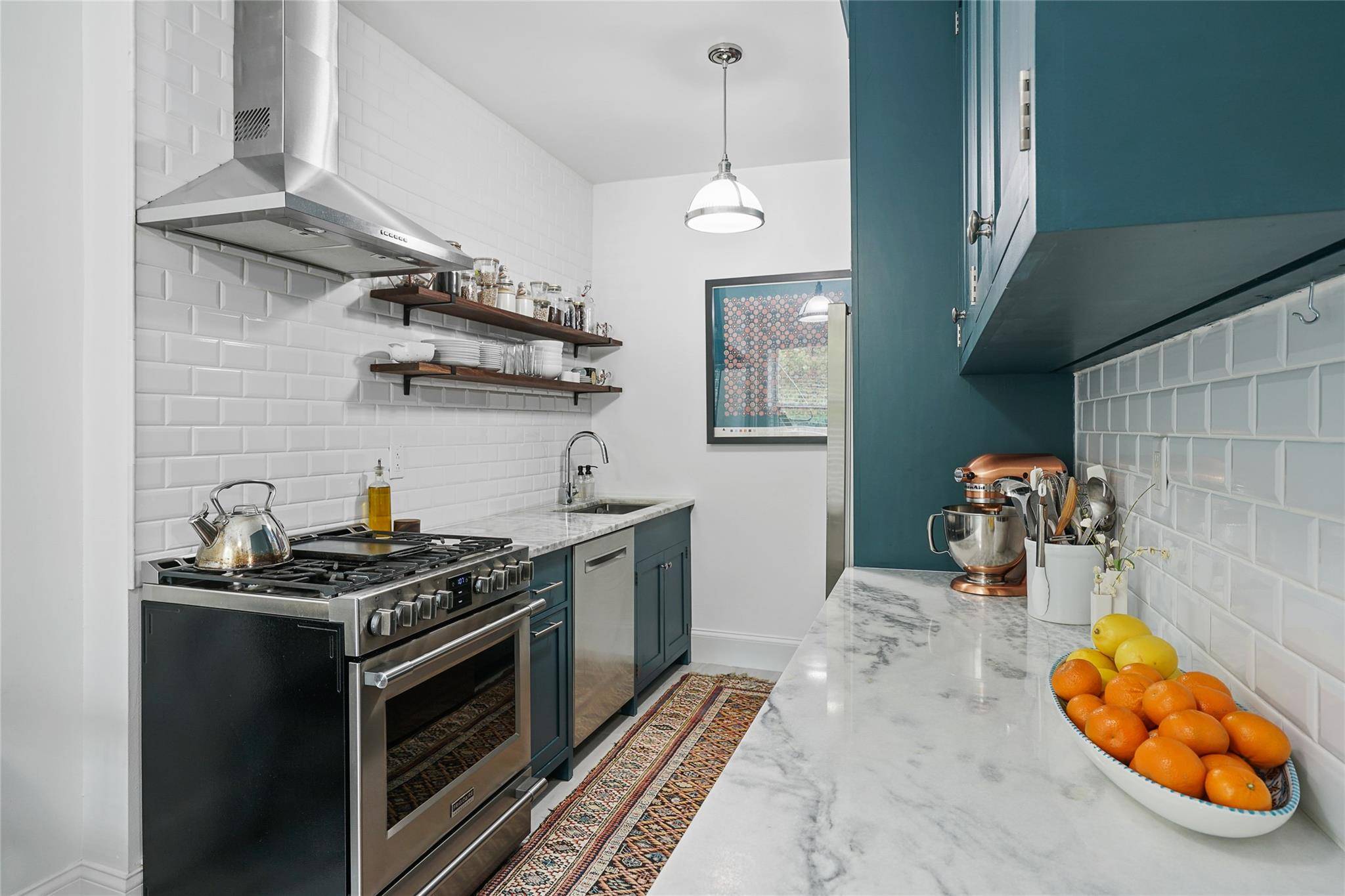 Bronxville, NY 10708,1430 Midland AVE #1C