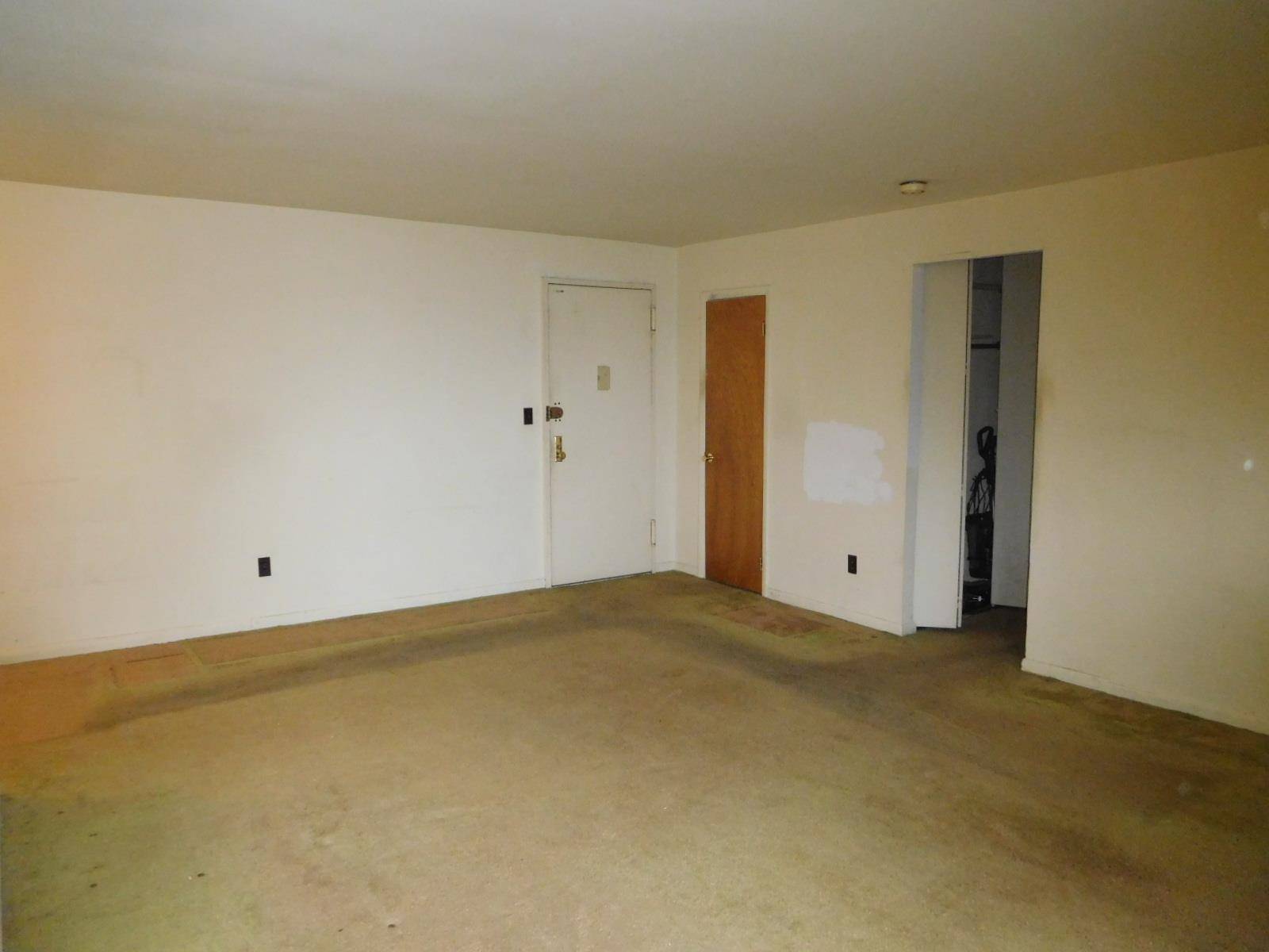 Yonkers, NY 10701,377 N Broadway #601
