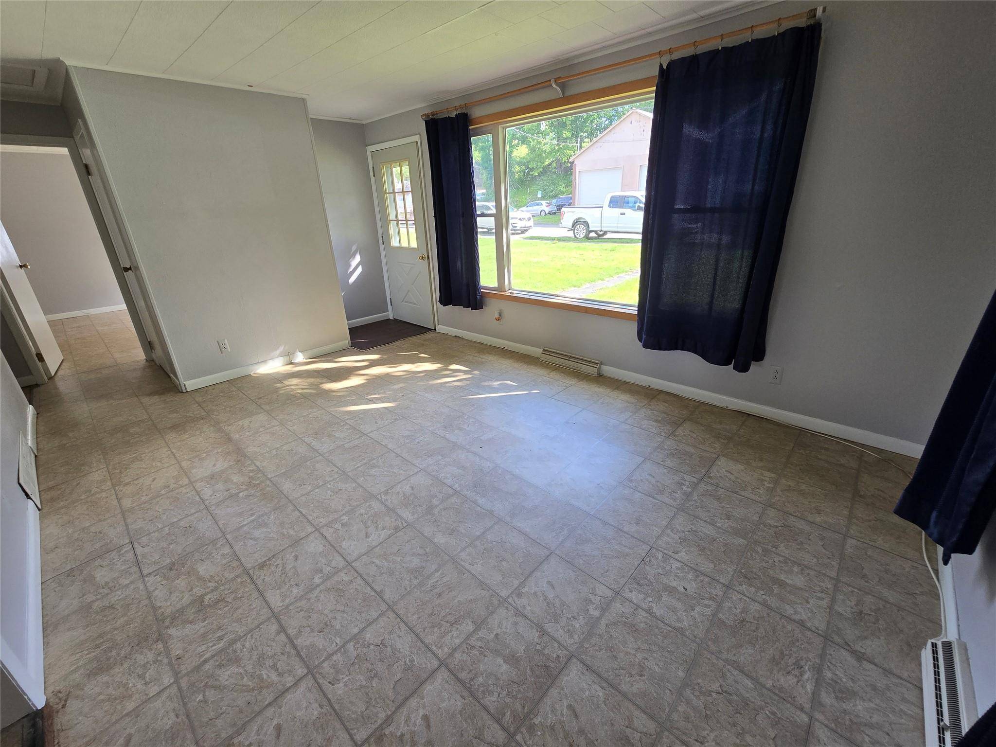 Port Jervis, NY 12771,73 Barcelow ST