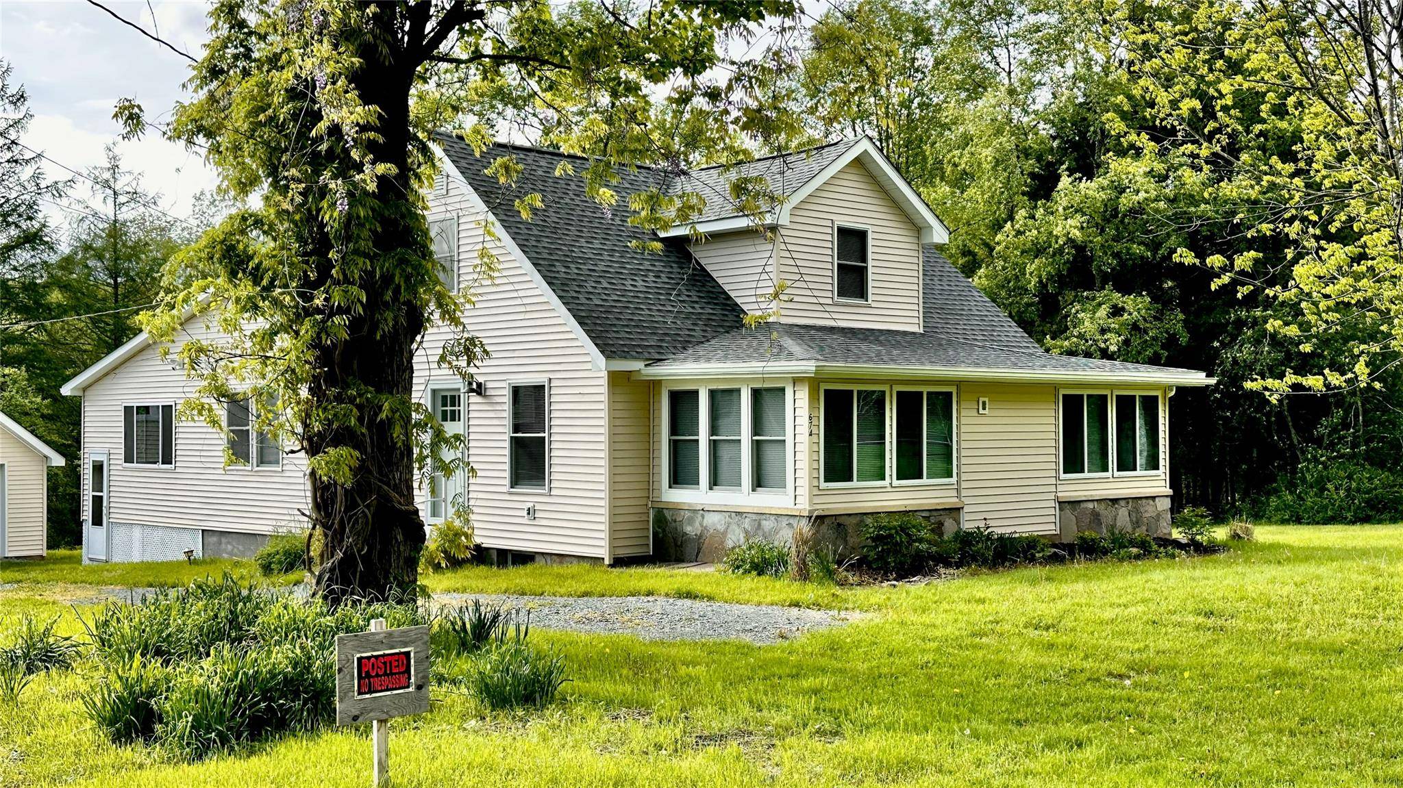 Monticello, NY 12701,674 Sackett Lake RD