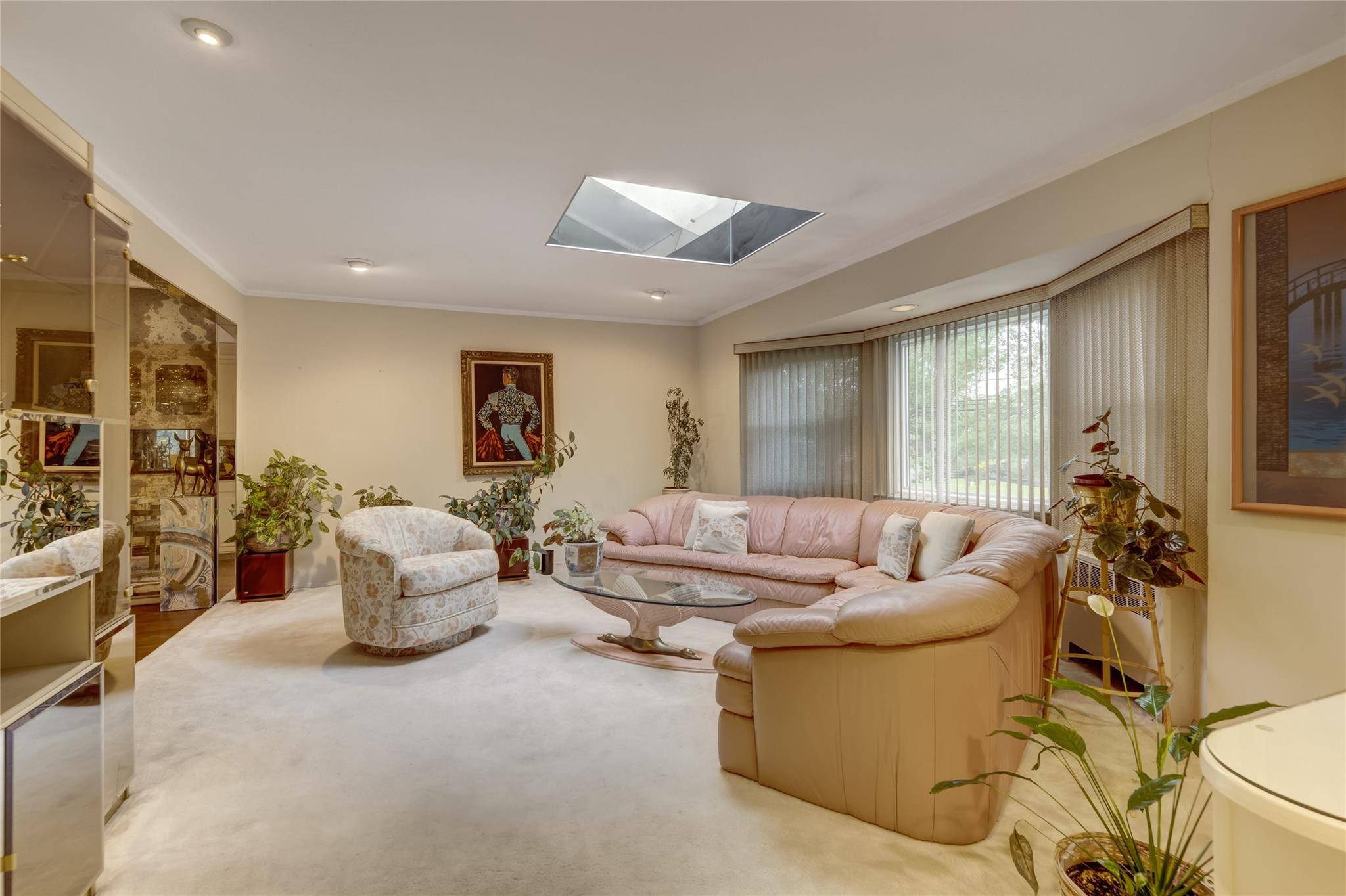 Roslyn Heights, NY 11577,113 Stratford