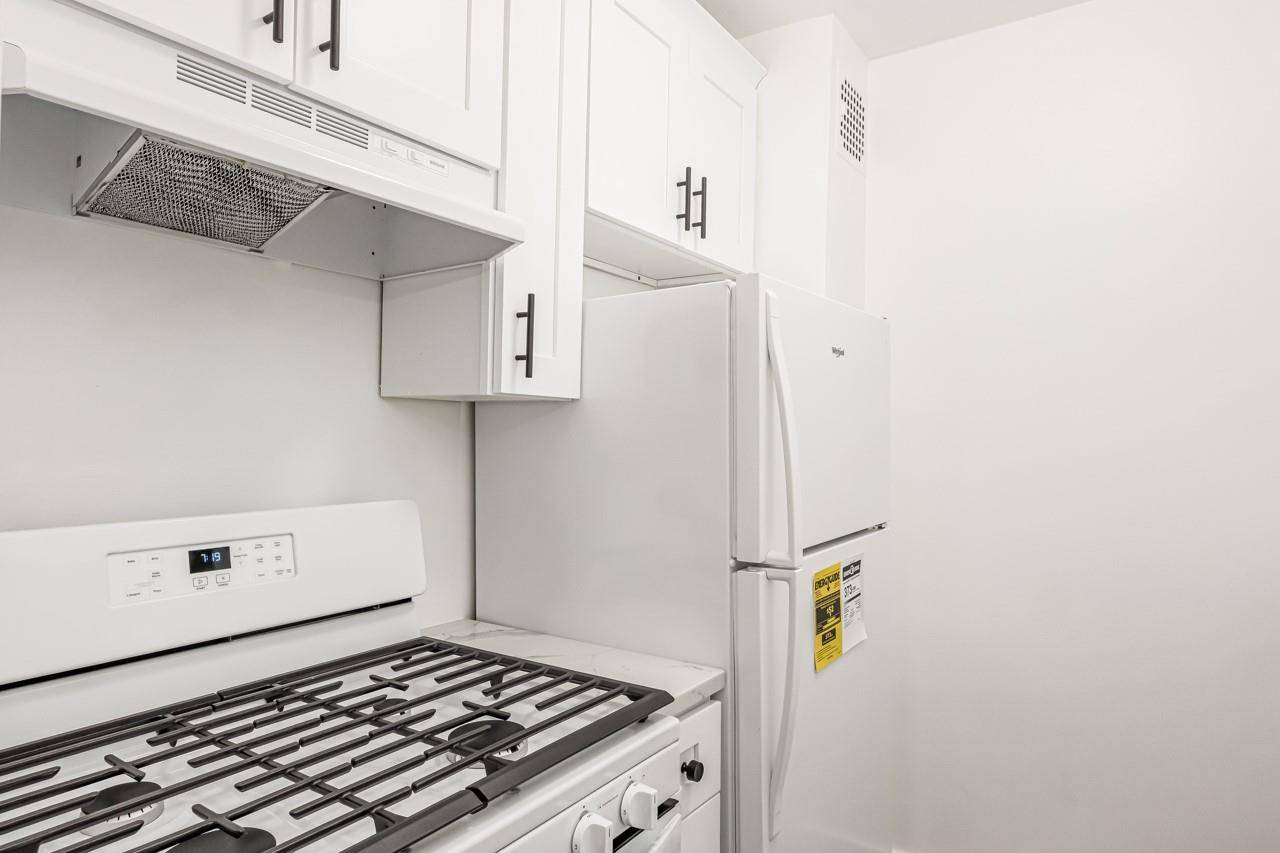 Forest Hills, NY 11375,67-50 Thornton PL #3K