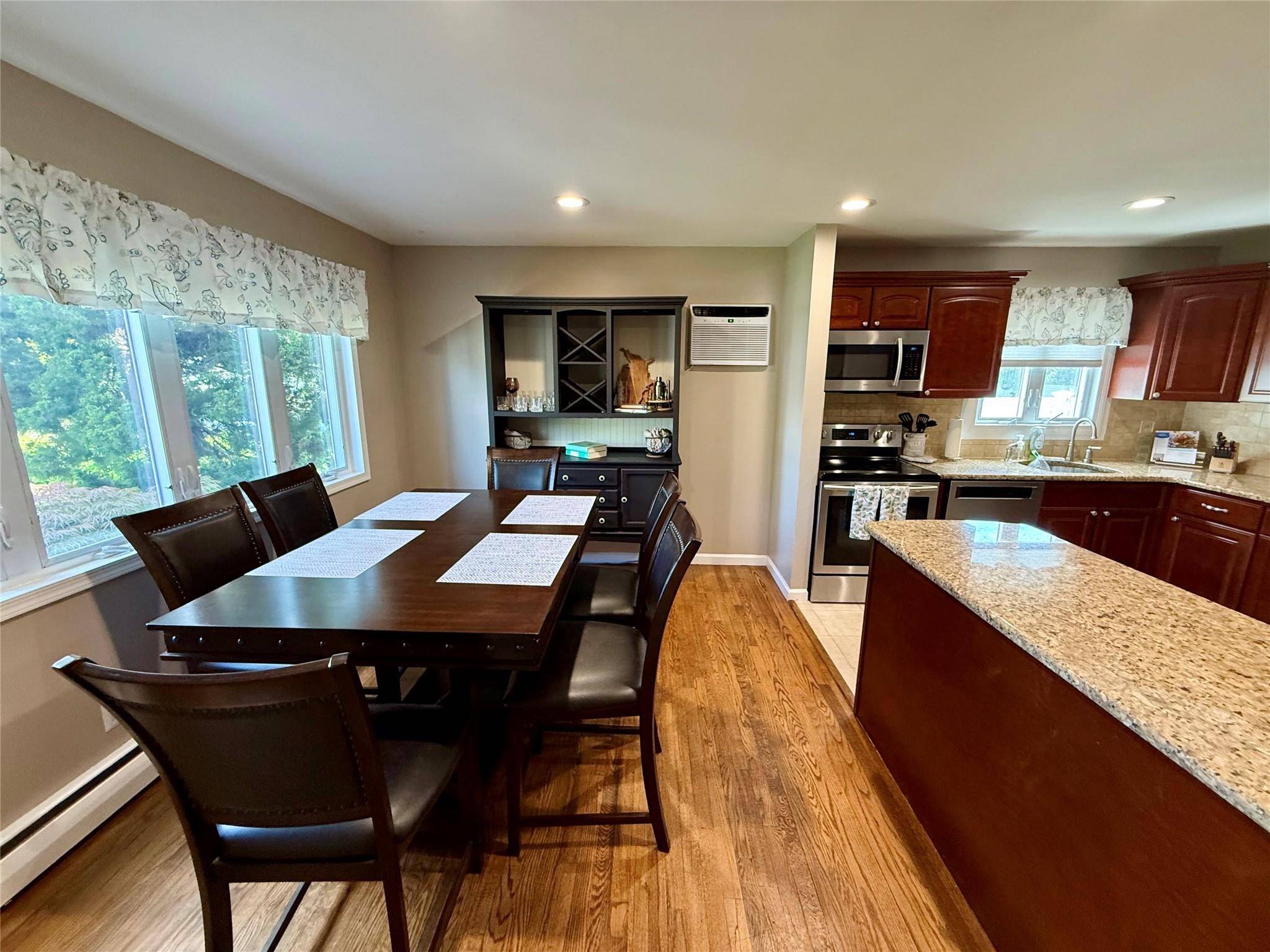 North Bellmore, NY 11710,1122 Olive PL