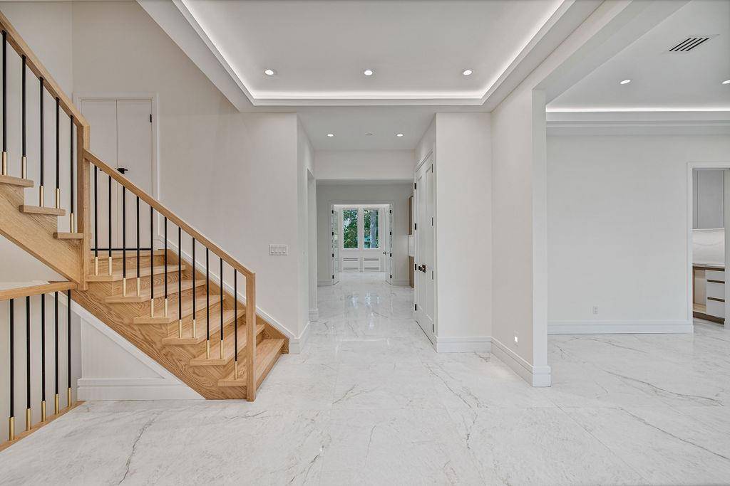 Monsey, NY 10952,2 Miele RD #202