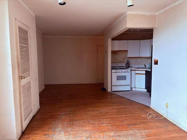 Brooklyn, NY 11226,353 Ocean AVE #4G