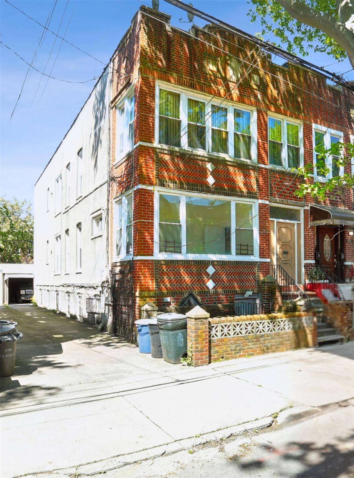 Brooklyn, NY 11212,432 Amboy ST