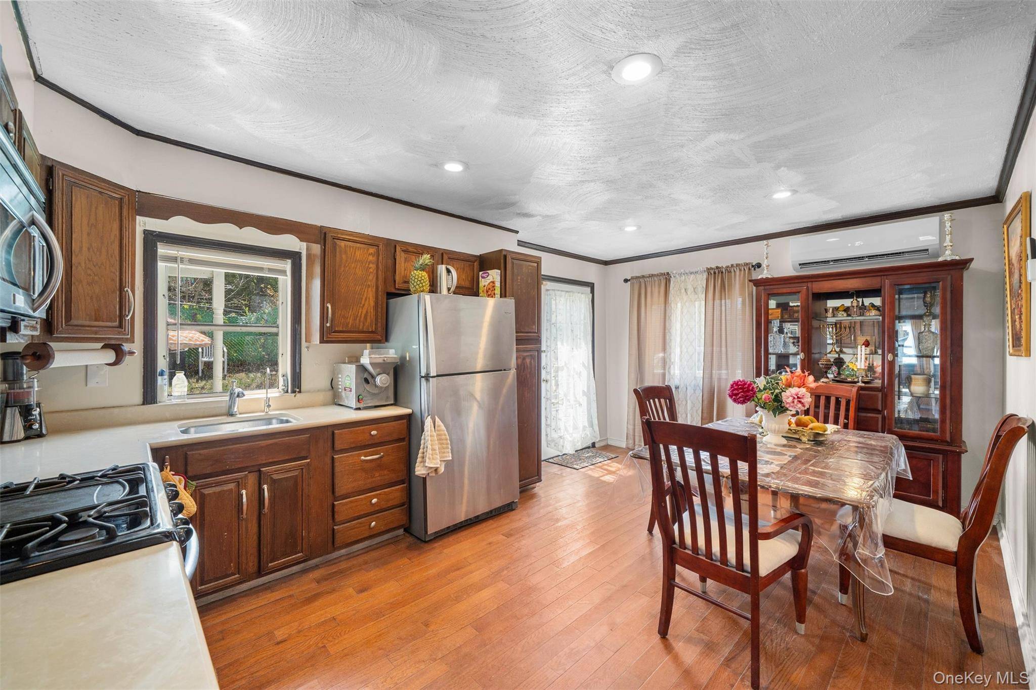 Monroe, NY 10950,7 Crestwood TRL