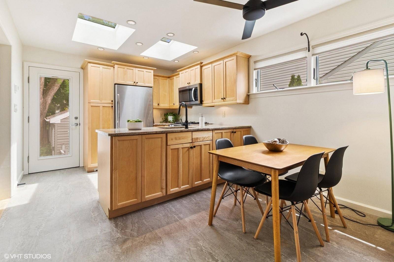 Mamaroneck, NY 10543,1325 Stoneybrook AVE