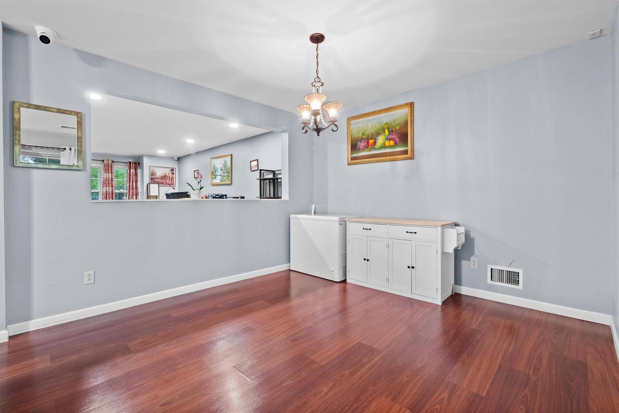 Spring Valley, NY 10977,124 Creekside