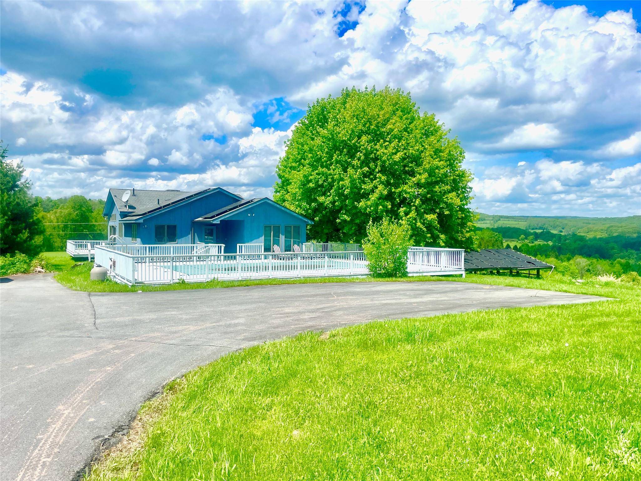 Youngsville, NY 12758,271 Hemmer RD