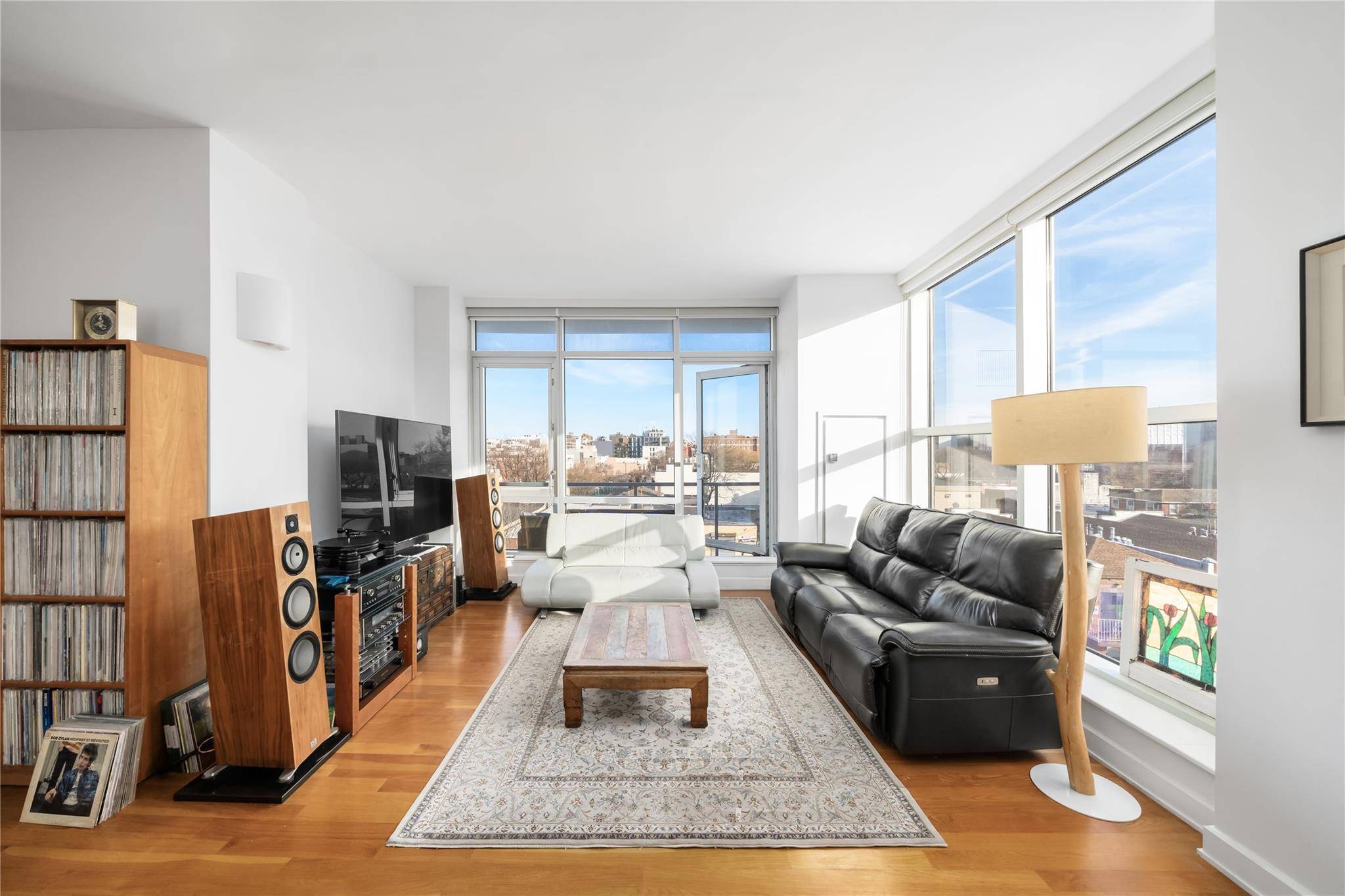 Astoria, NY 11106,11-24 31st AVE #5E