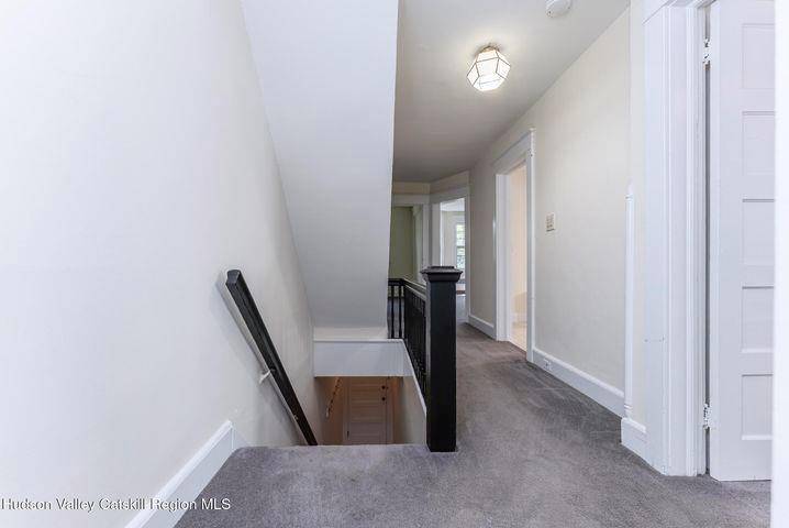 Kingston, NY 12401,138-140 Saint James ST