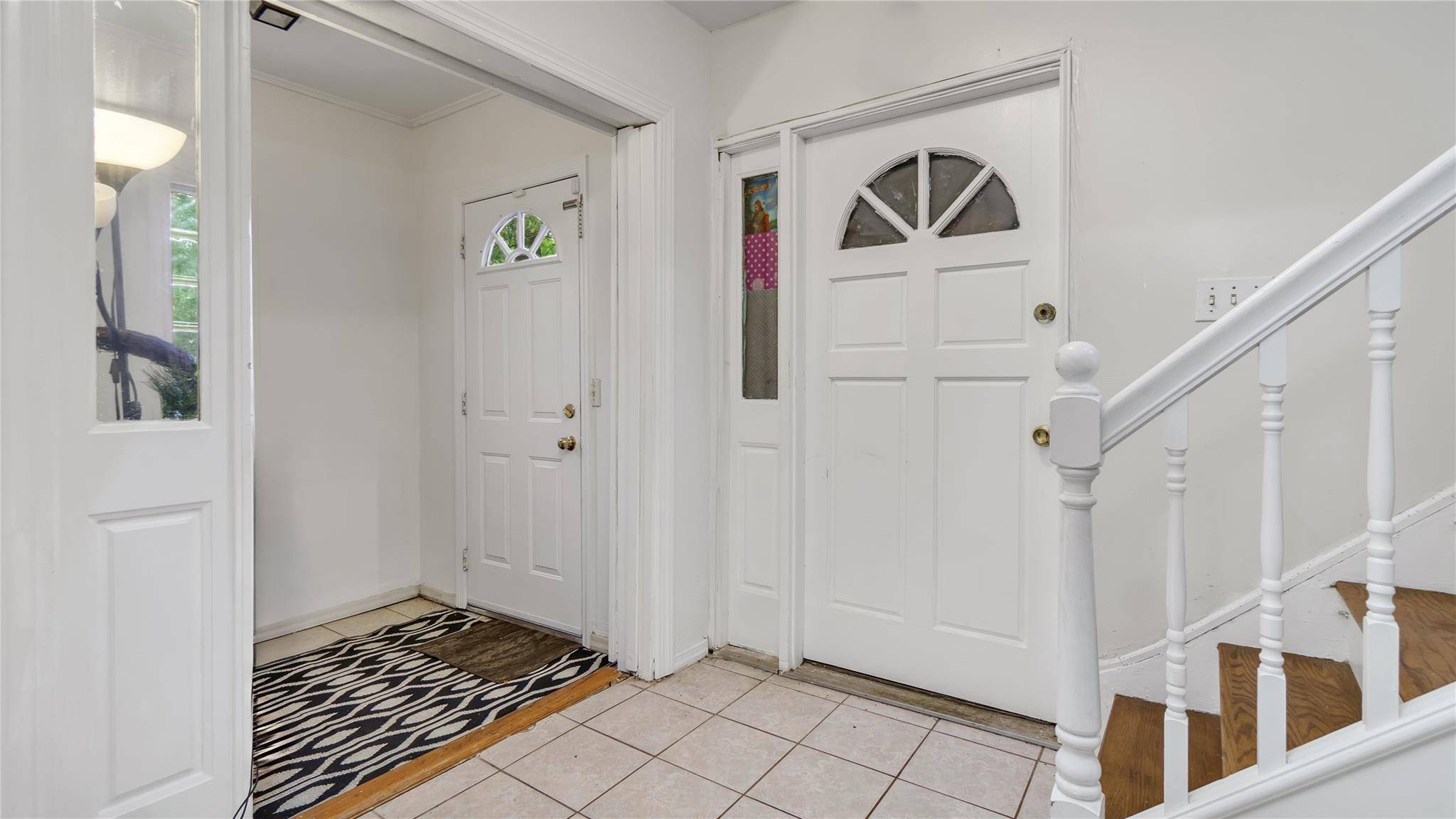 Glenwood Landing, NY 11547,117 Glenwood RD