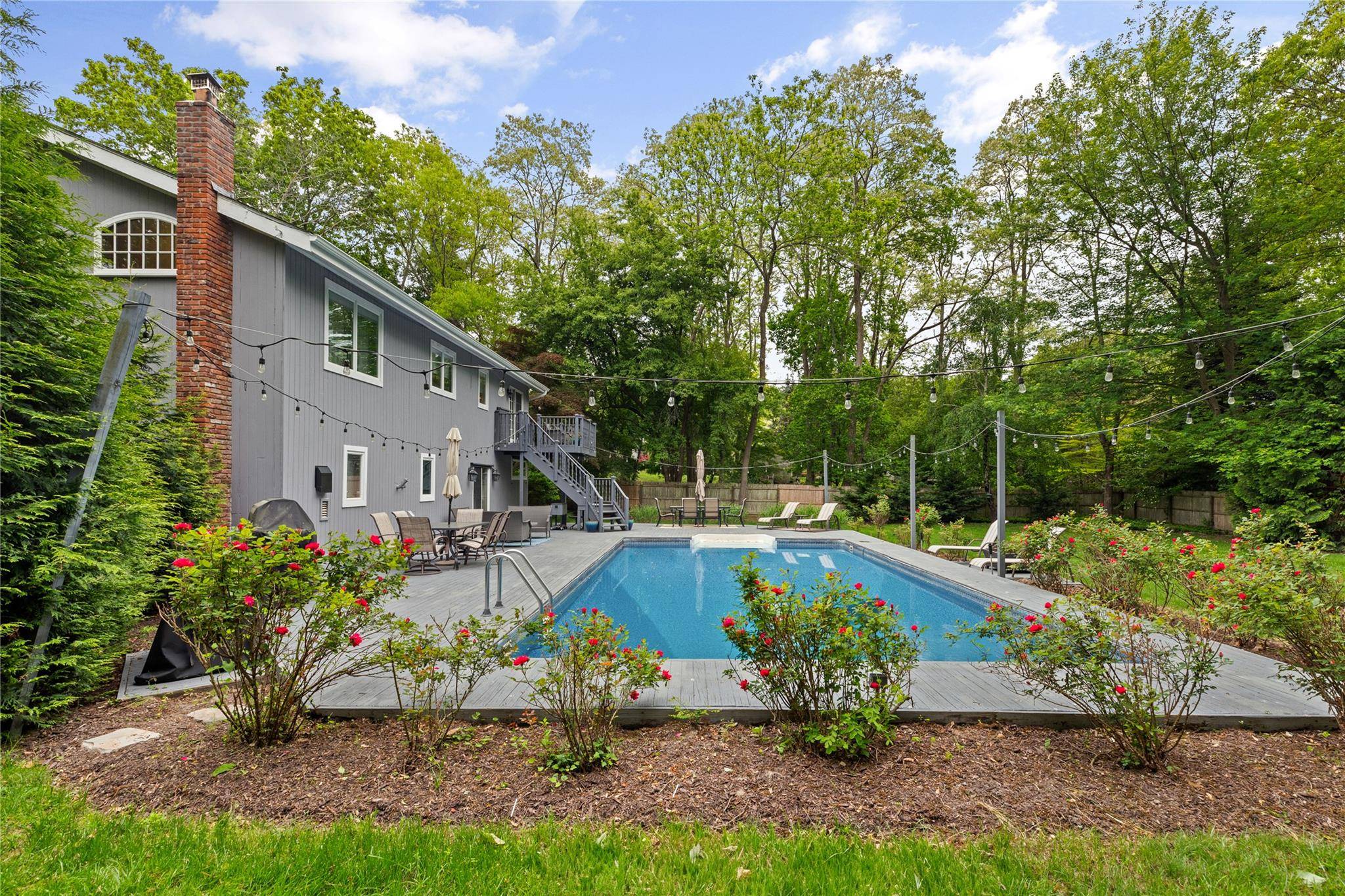 Wading River, NY 11792,25 Cliff RD