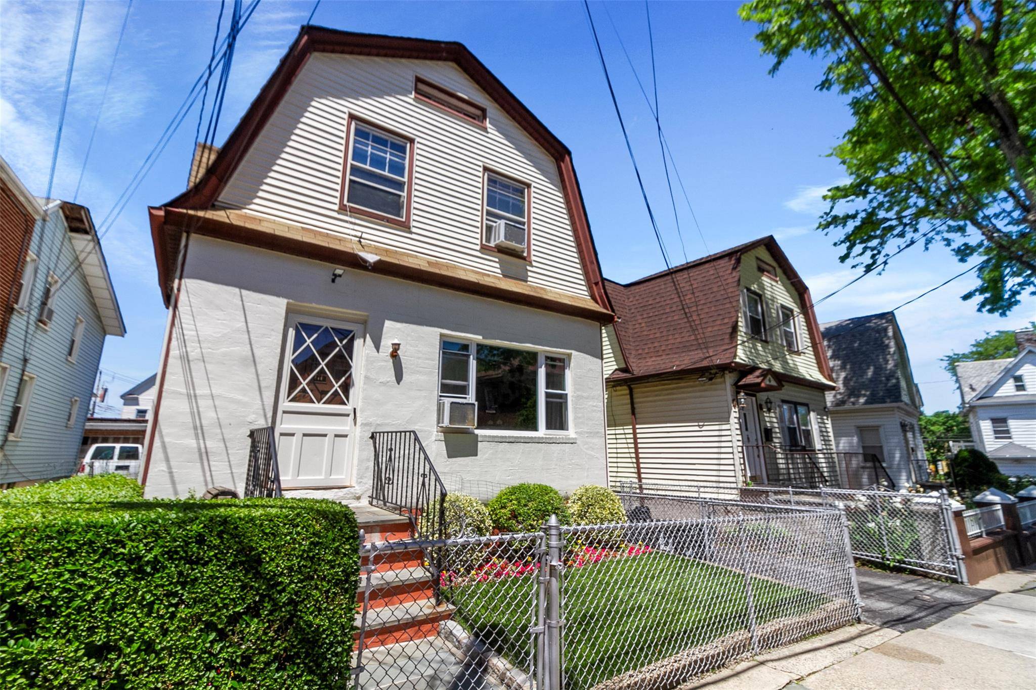 Mount Vernon, NY 10550,4 Oakley PL