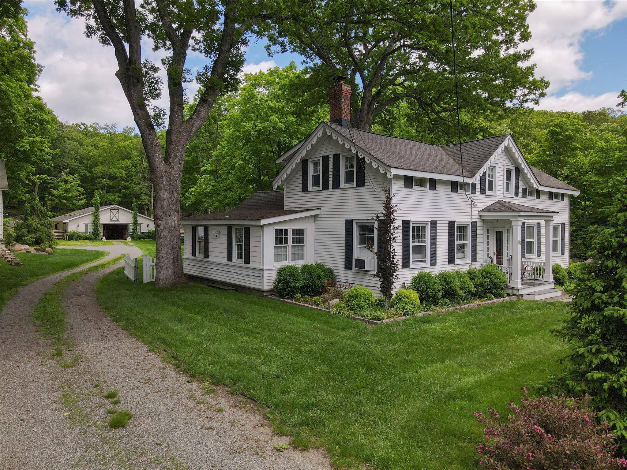 Sloatsburg, NY 10974,52 Eagle Valley RD
