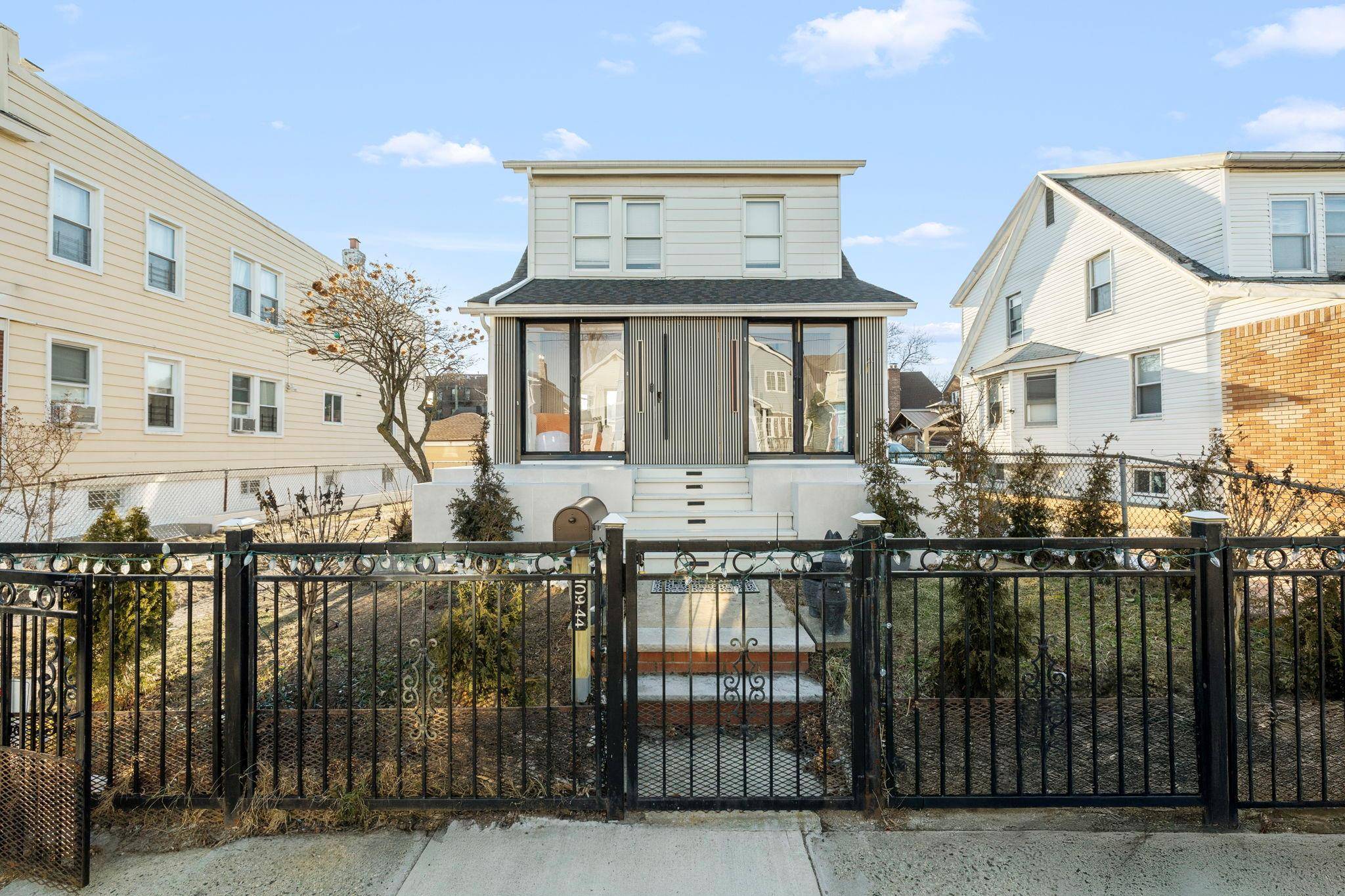 South Ozone Park, NY 11420,109-44 121st ST