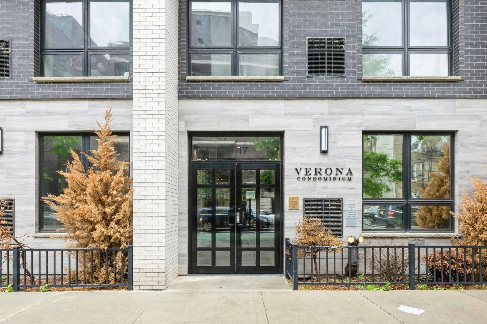 Astoria, NY 11106,21-17 31st AVE #6D