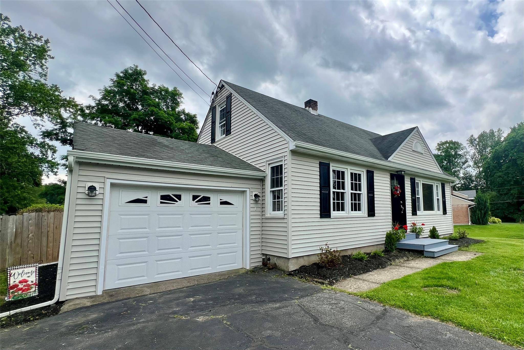 New Windsor, NY 12553,1 Garden DR