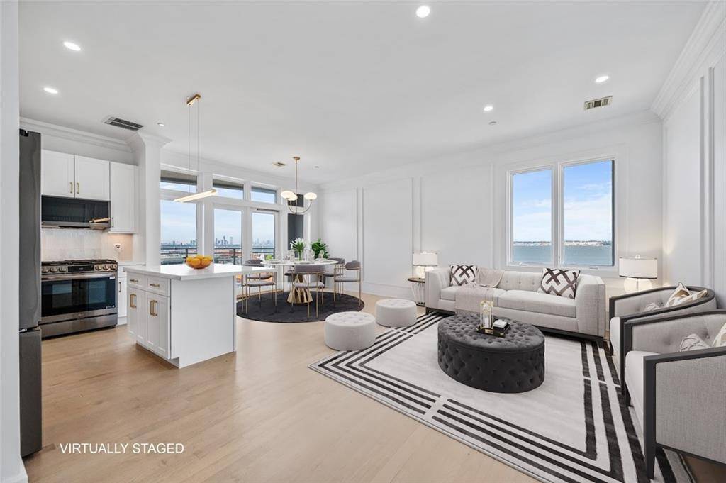 Staten Island, NY 10301,90 Bay Street LNDG #6L