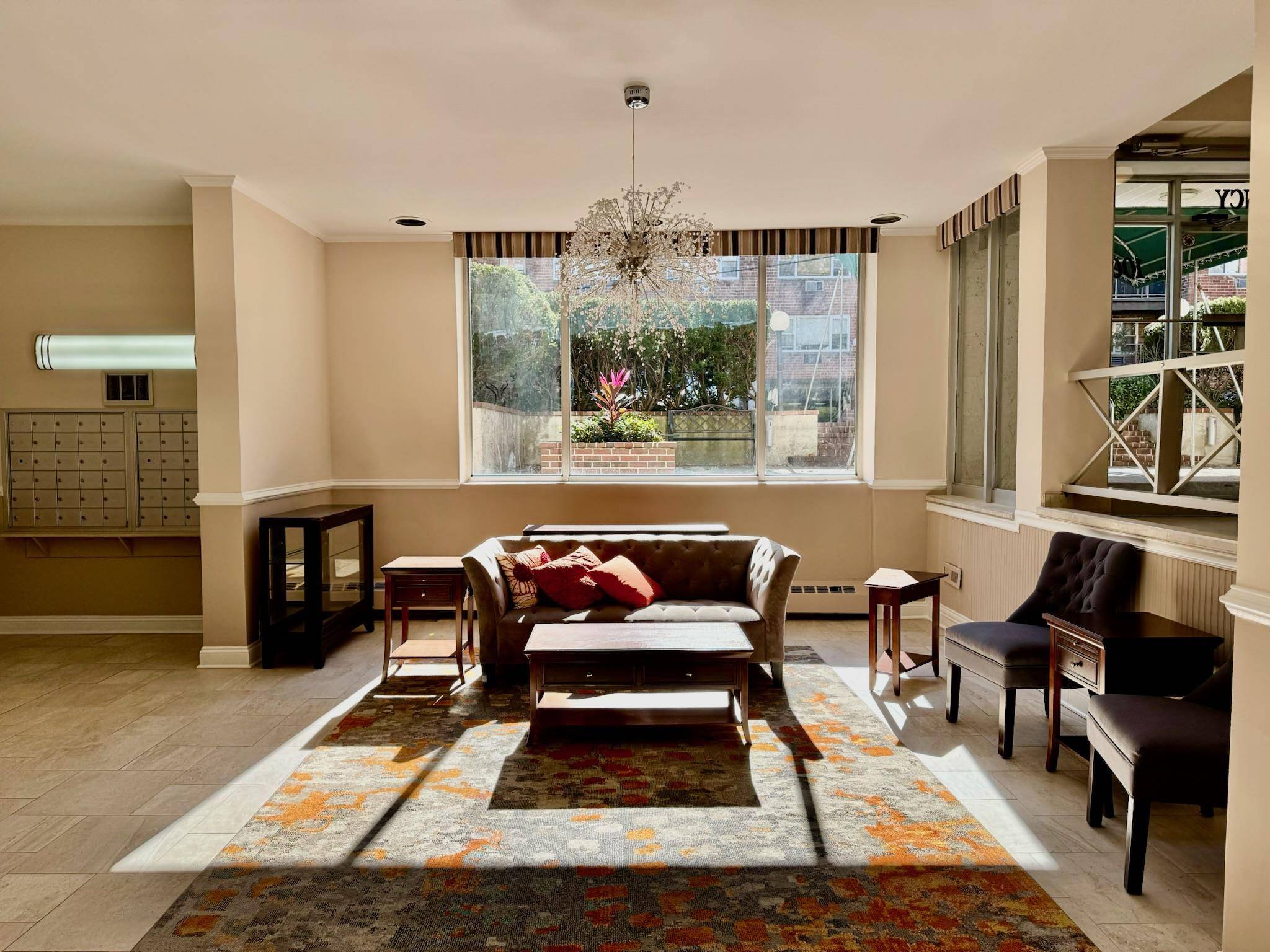 Mineola, NY 11501,100 Lincoln Avenue Lincoln AVE #10A