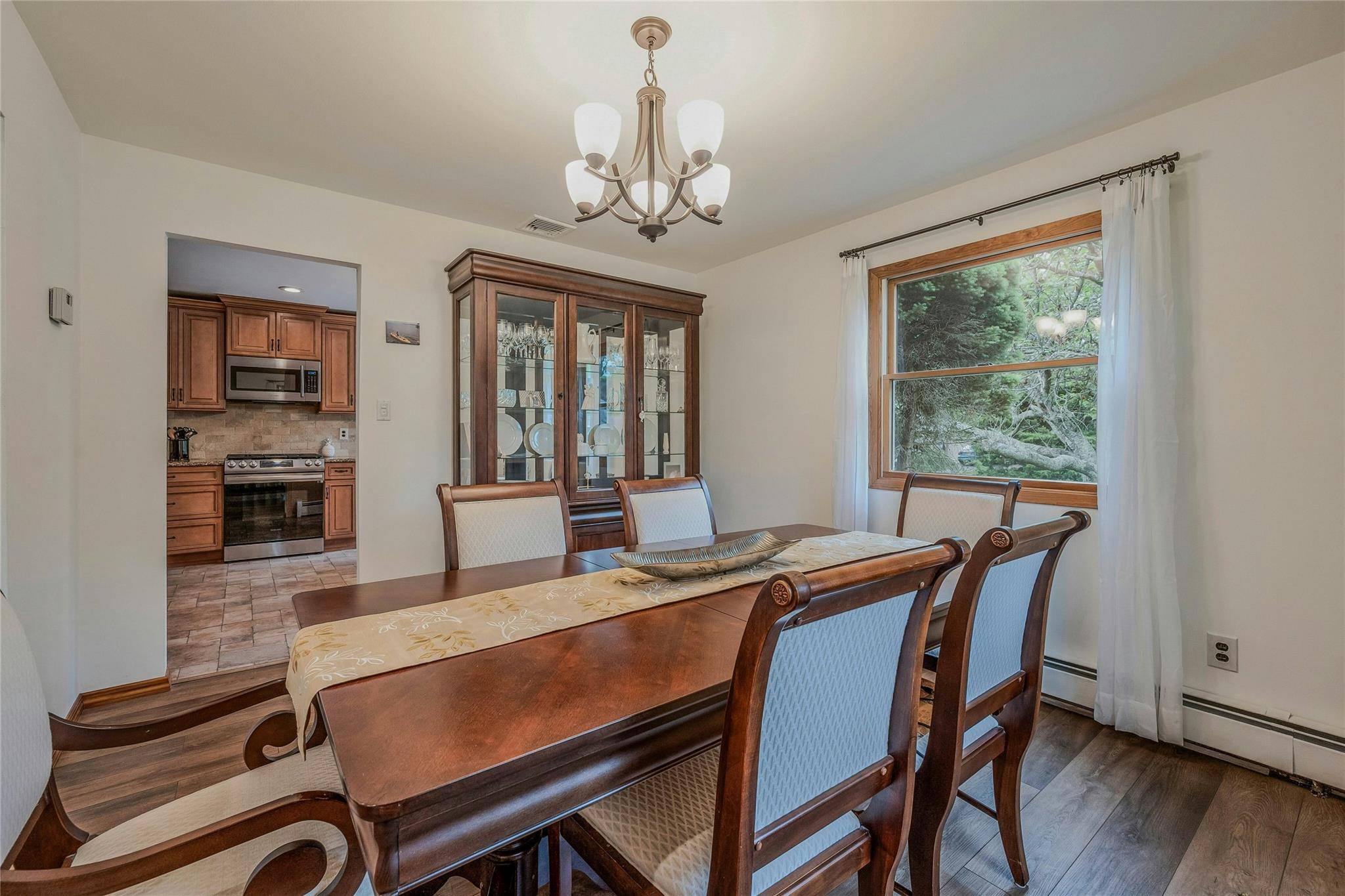 Mount Sinai, NY 11766,22 Peachtree LN