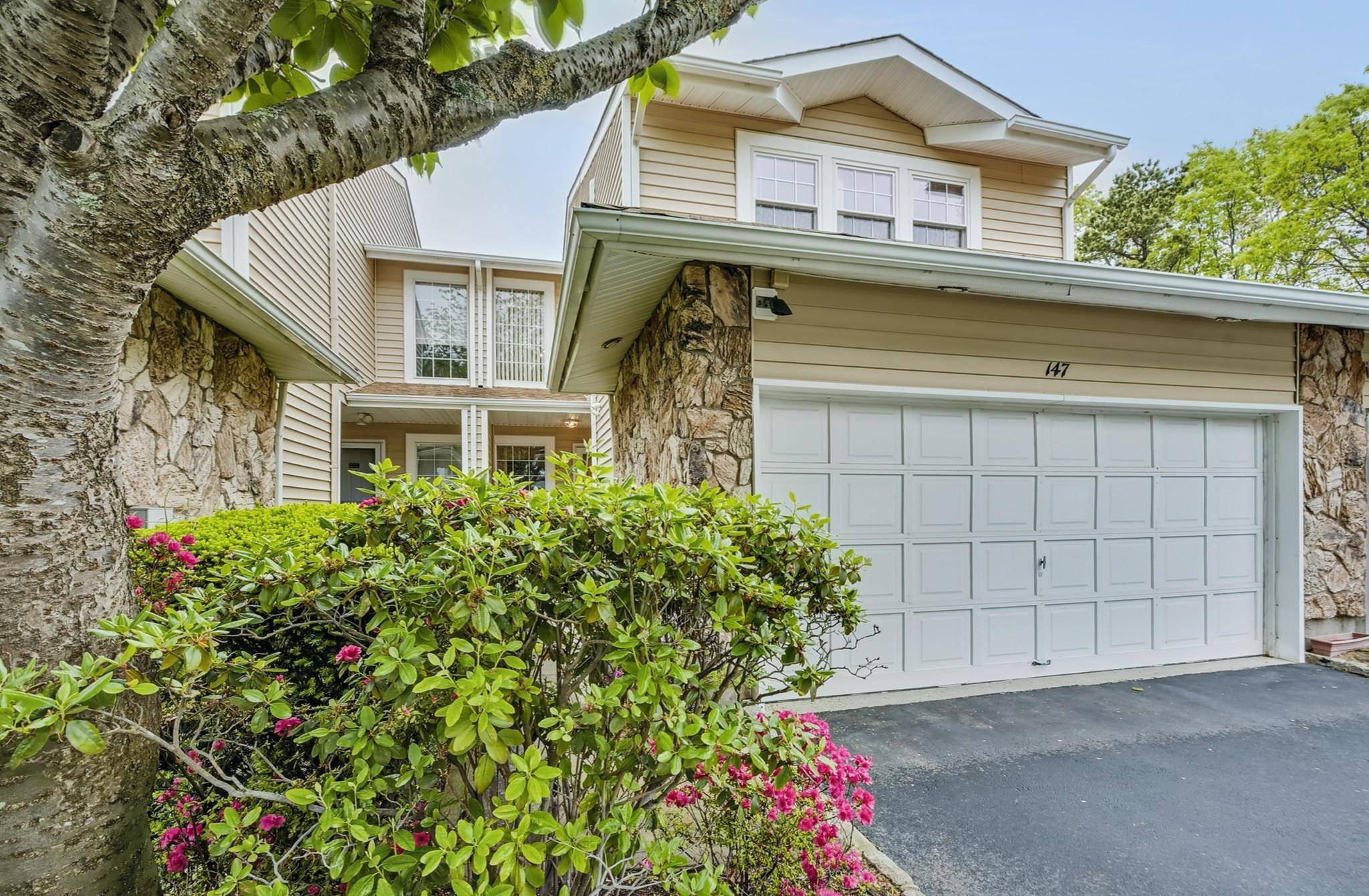Holbrook, NY 11741,147 Colony DR