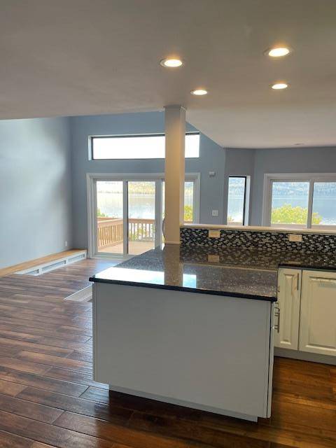 New Windsor, NY 12553,755 Hewitt LN