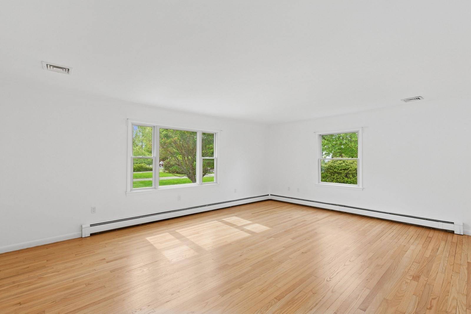 Orient, NY 11957,22950 Main RD